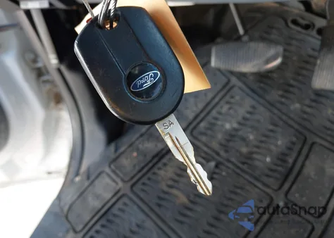 2014 Ford F-250 Xl z USA, uszkodzony, nr VIN 1FT7X2B67EEB45764